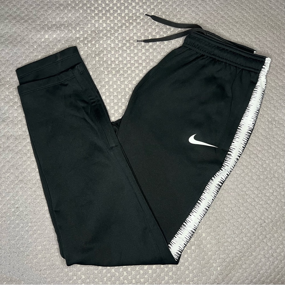 Nike Dri-Fit Black White 2-Pocket Drawstring Athletic Stretch Jogger Pants